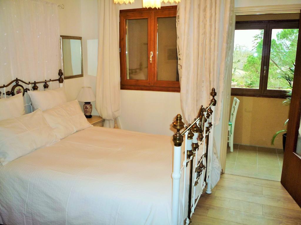 Chez Edell Bed & Breakfast Monpazier Rom bilde
